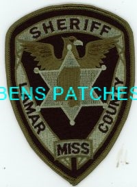 MISSISSIPPI,A,LAMAR COUNTY SHERIFF SUBDUED 2 GOT IN PERSON